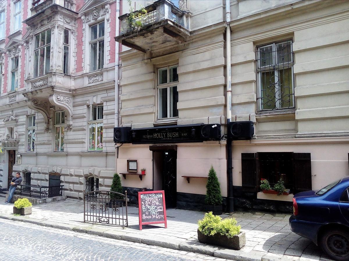 The Georgehouse Hostel Lviv Exterior photo